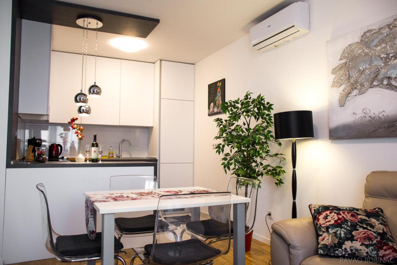 West Residence Luxury Apartment- Parking In Garage Zagreb Exterior foto